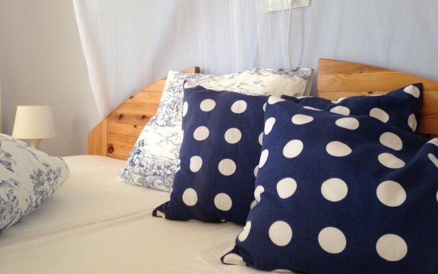 Hostal Cala Llombards