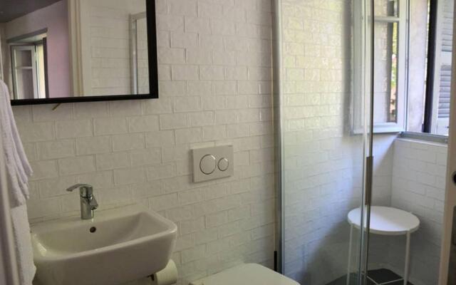 Rocks apartment Colonno