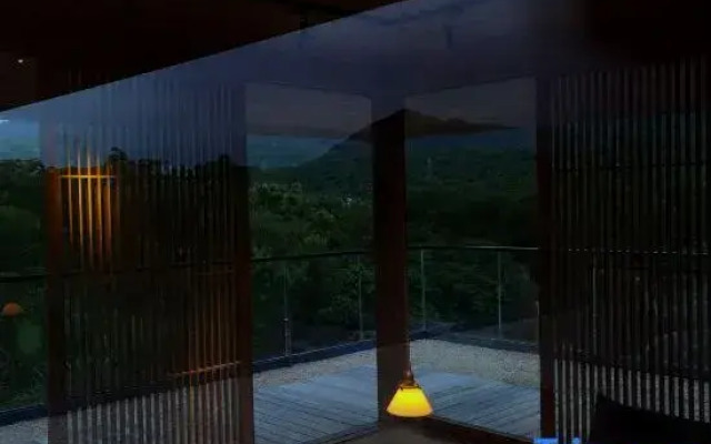 Wonderland Inn, Sanya