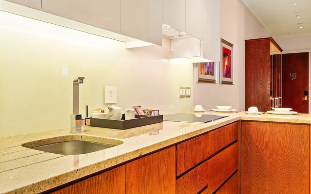 Taj Hotel 305