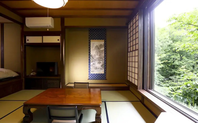 Shigakogen Milky Hot Spring Keikokunoyu