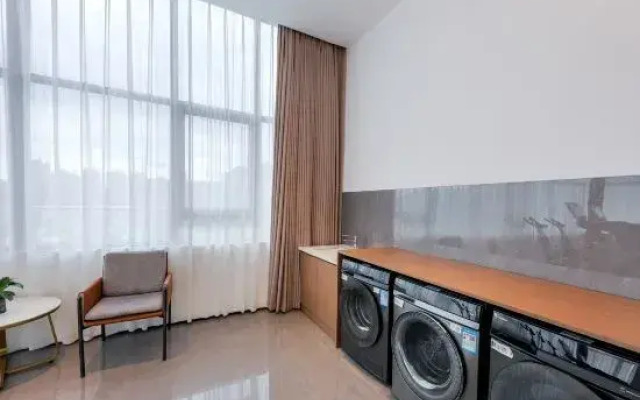 Topping asset Hotel (Fangte)