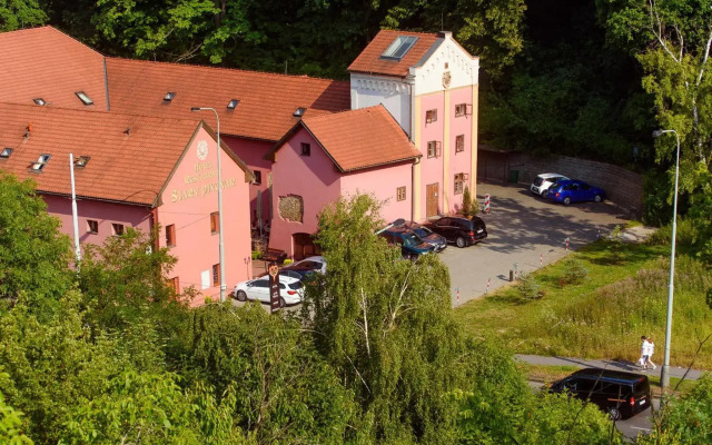 Hotel Stary Pivovar