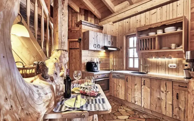 Rustic Holiday Home With Sauna