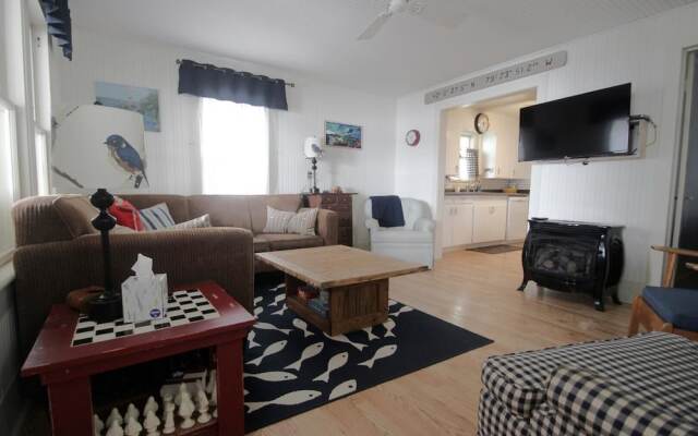 3314 Highland Ave. 4 Bedroom Home by RedAwning