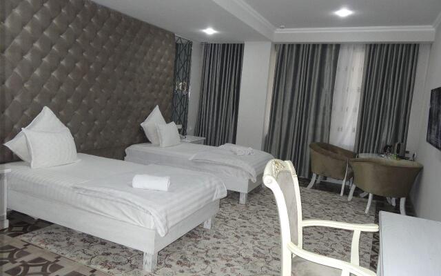 Oydin Plaza Hotel