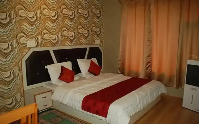 Fabhotel Prime Rozan Jaai