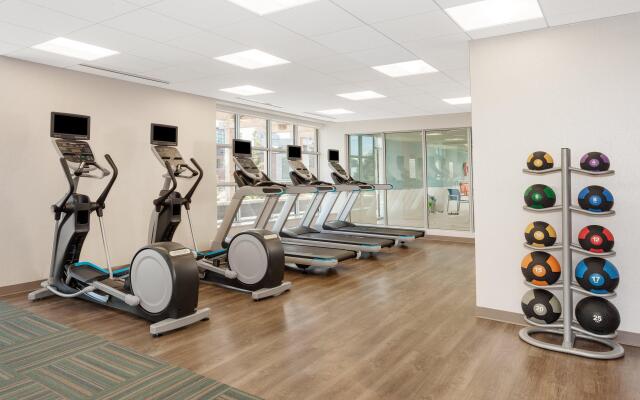Holiday Inn Express & Suites Downtown Ottawa East by IHG