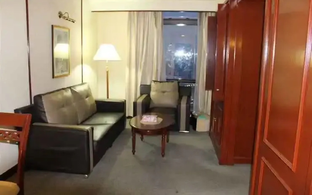 Luxy Service Suite @ Times Square
