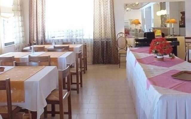 Marou Hotel