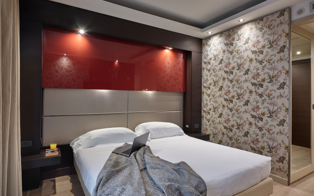 Winter Garden Hotel - Bergamo Airport