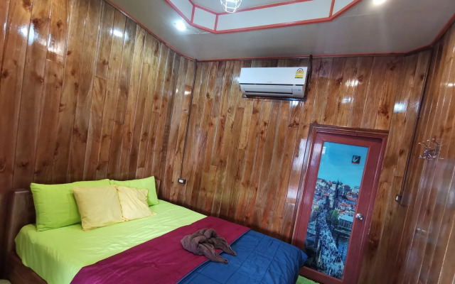 Klong Mad Good View Homestay