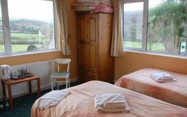 Sunnymeade Country Hotel
