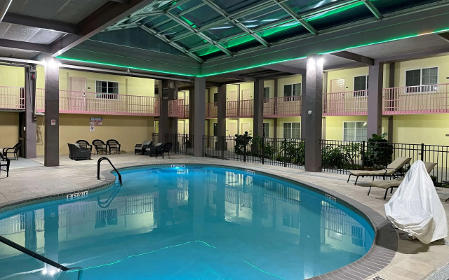 SureStay Plus Hotel by Best Western Odessa