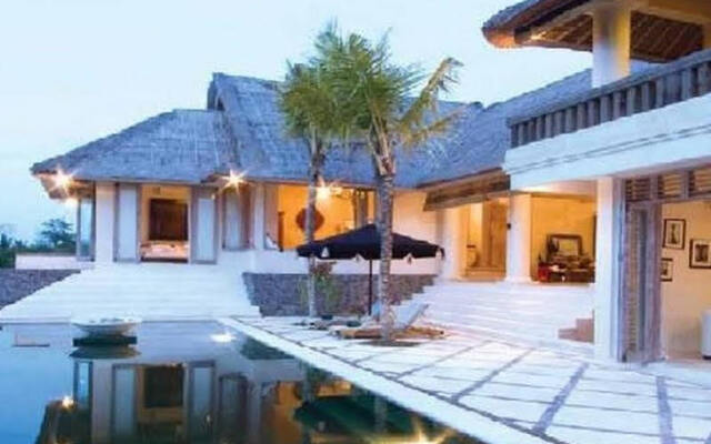 Q4 Villas