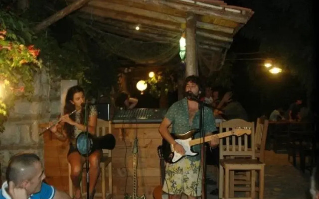 Olimpos Köy Evi