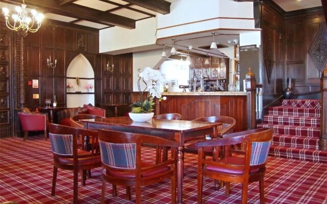 Lyons Woodlands Hall Hotel