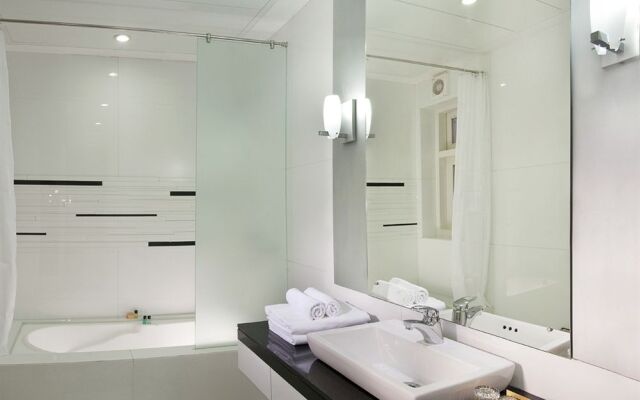 Sapphire Suites