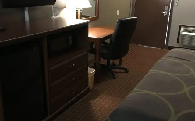 Super 8 Enid