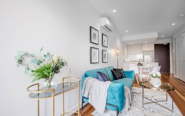 Elegant 2br@footscray Station