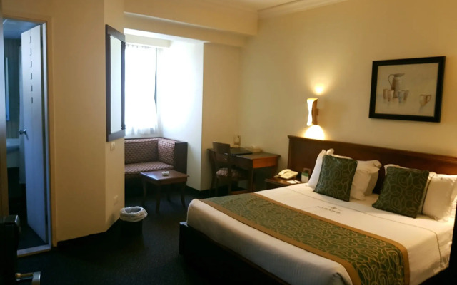 Madisson Hotel