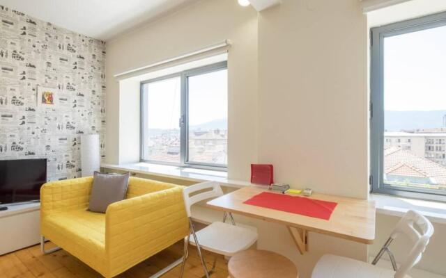 Home Is Where The Heart Is ~ 1-Bdr Central Charm