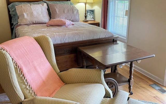 Country Music B&B Studios