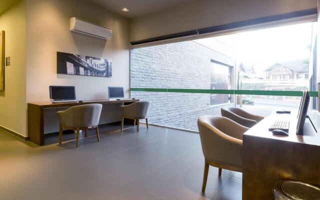 Hotel Laghetto Pedras Altas