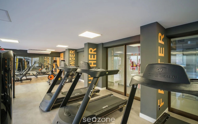 Units in Building With Swimming Pool in Barra-ssa - EUB