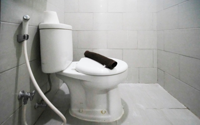 Comfy Studio (No Kitchen) Apartment At Benson Supermall Mansion