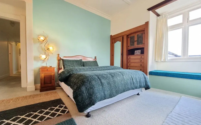4 Bedroom Character House Papakura