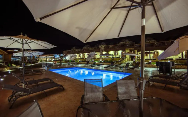 Petra Seasons Luxury Resort