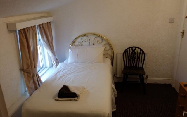 Gramsford Lodge
