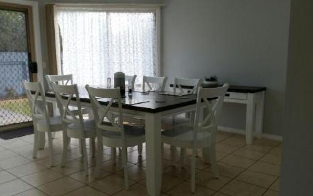 Numurkah Self Contained Apartments - The Saxton