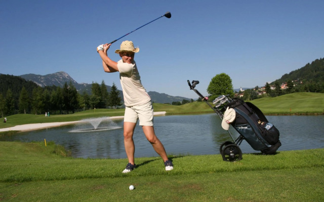 Edelweiss Apartments