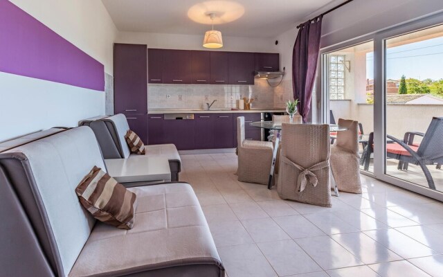 Amazing Home in Pomer With Wifi and 6 Bedrooms