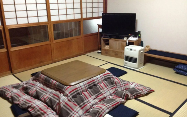 Guest House YAMASHITA-YA - Hostel