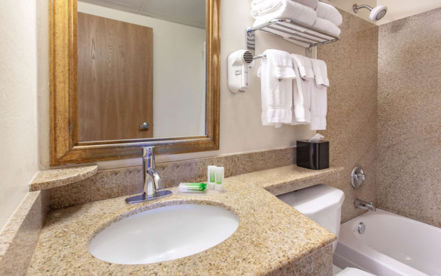 AmericInn by Wyndham Willmar