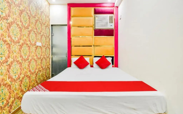Hotel Double R