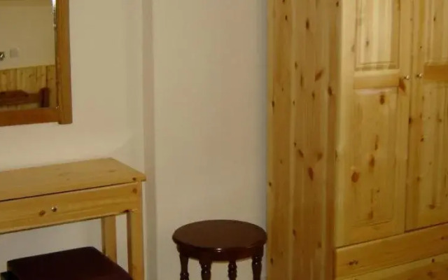 House Rena