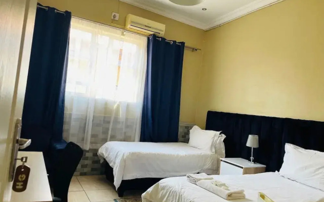 Henry George Guesthouse