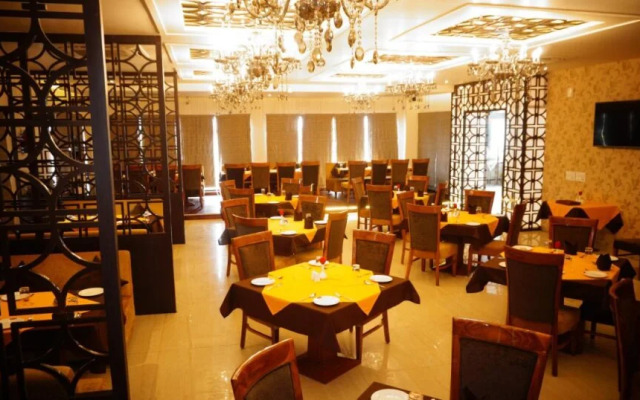 Hotel Golden Laurel Inn