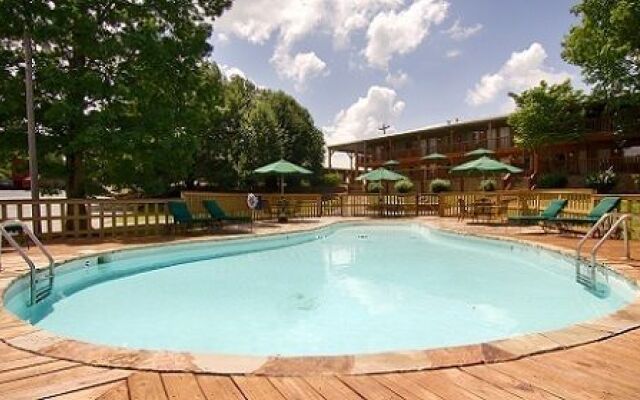 Best Western Smokehouse Lodge