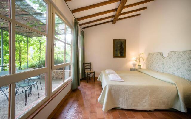 Tenuta Torre Rossa Farm & Apartments