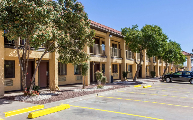 Rodeway Inn near Ft Huachuca