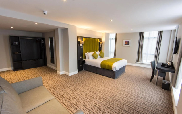 St Nicholas Hotel