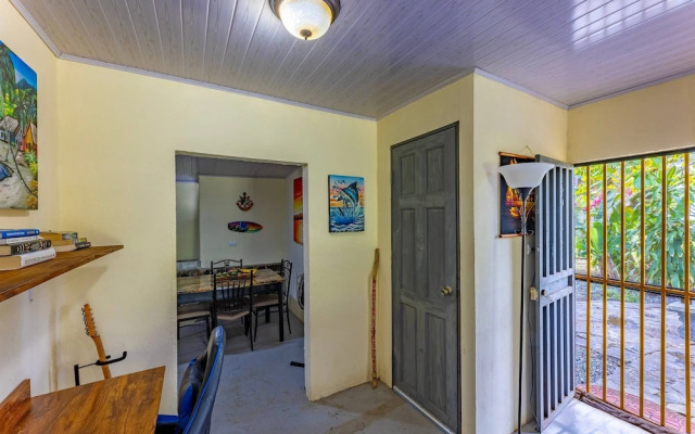 Chill Surf Getaway 1 Min Walk to the Beach