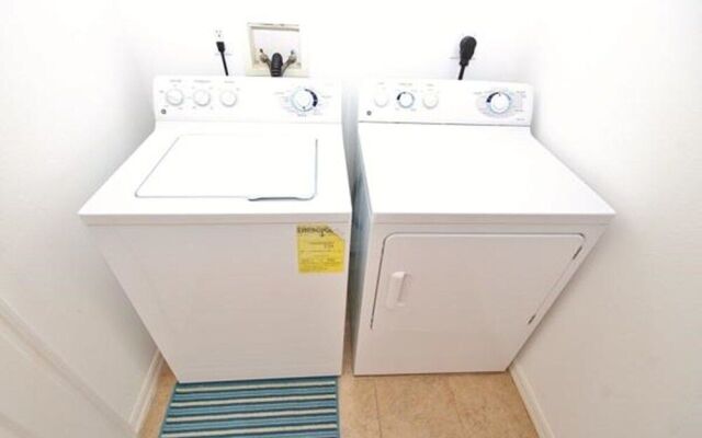 Oceanwalk 1-203 Apartment 2