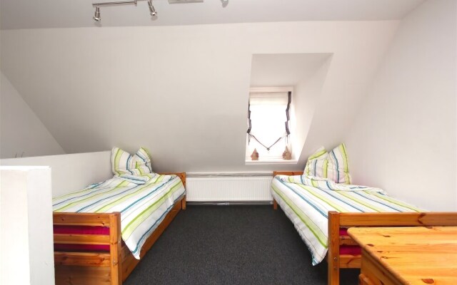 PRIVATE HOUSE MATTHÄIKIRCHSTRAßE