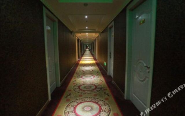 Jinting Hotel (Meishan Dongpo Impression Water Street City Hospital)